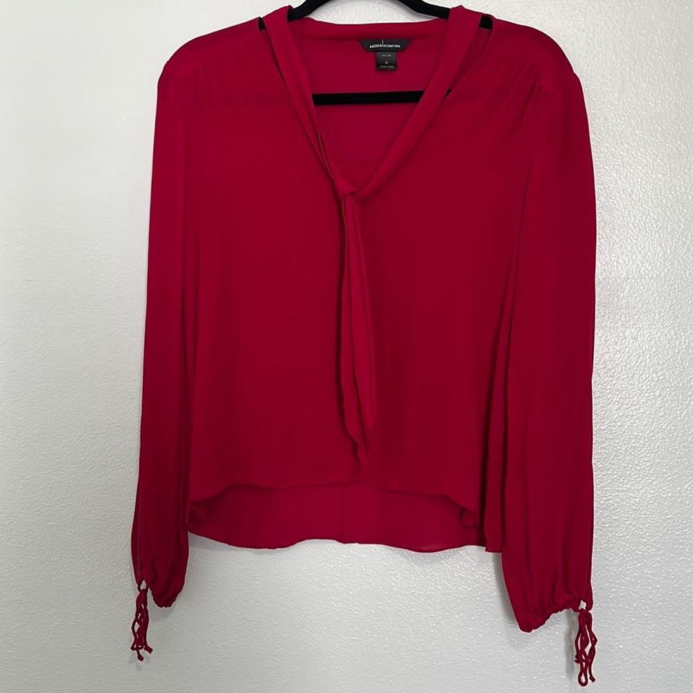 MODA International 100% silk women's red blouse size Small